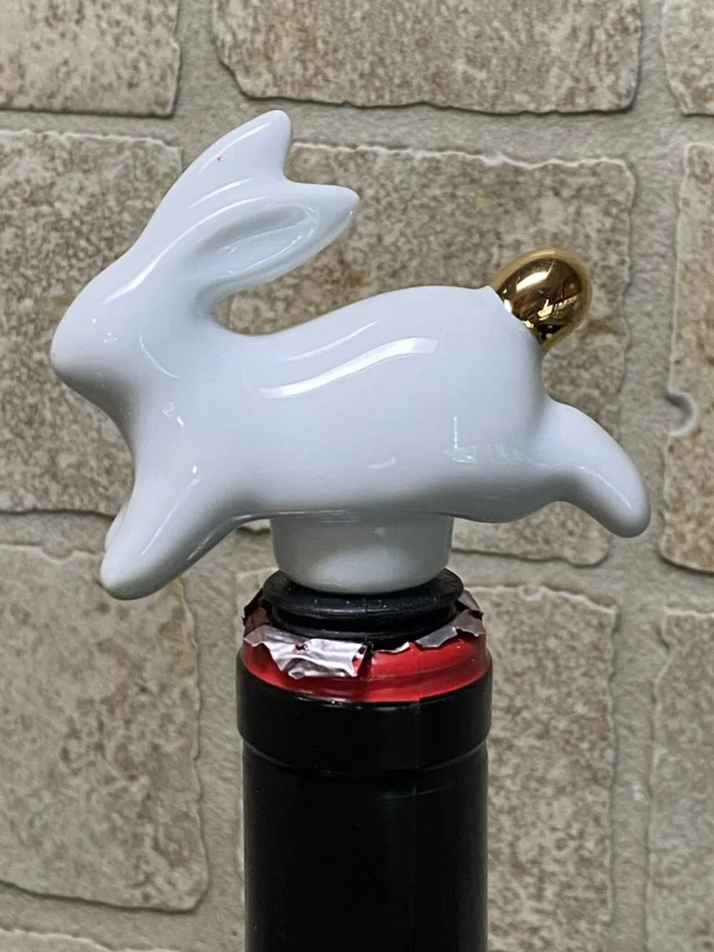 Whimsical Threshold White Glazed Bunny Wine Bottle Stopper with Gold Accent